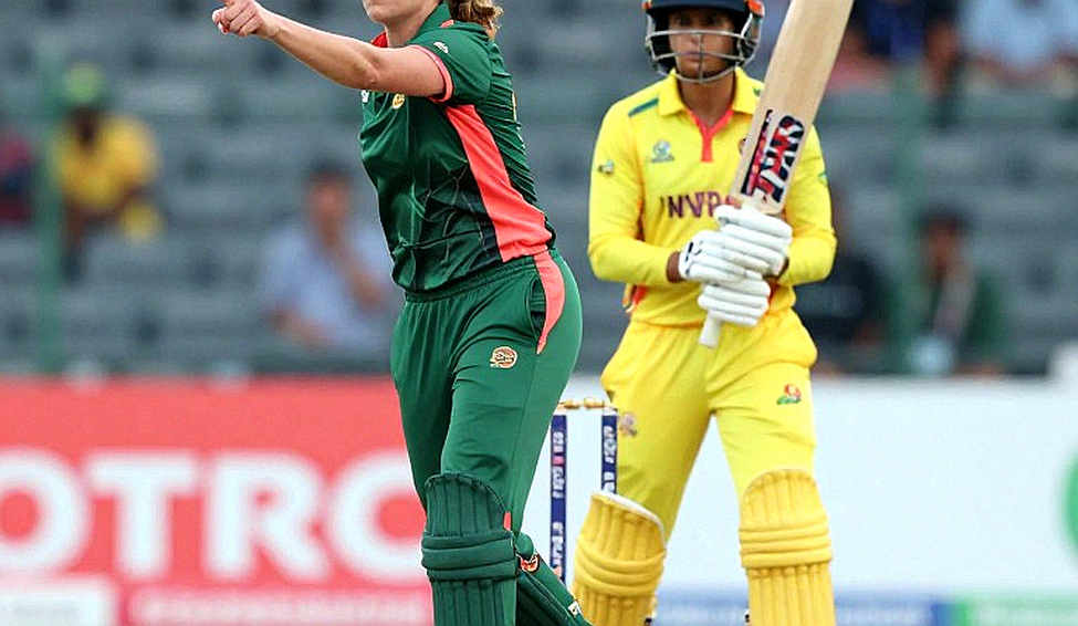 খালি হ্যান্ডঅফের লেজার: ক্রিকেট রম্যুর বাজারে তথ্য-শূন্যতা যখন নিজেই এক সংকেত