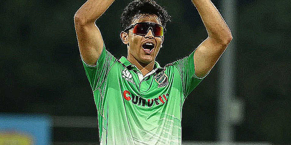 মিরপুর টেস্টের আগে মুশফিকের আঙুল: আসল সিদ্ধান্তটা মাঠে নয়, টসের আগের কয়েক ঘণ্টায়