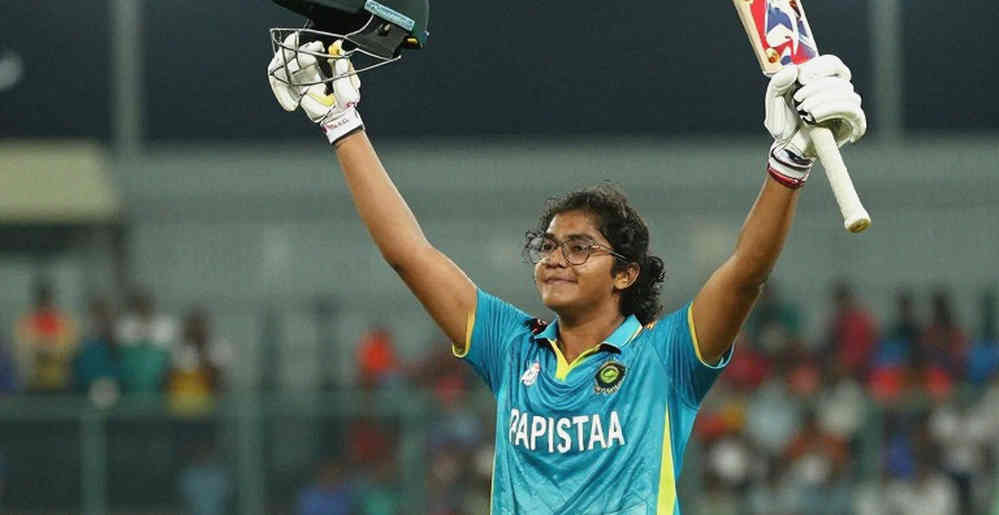 ছয় নামের প্যানেলে দুটি ফাঁকা ঘর: আথারটন–হুসেইন, ইমরান খানের সাক্ষাৎকার এবং একটি অডিটহীন তালিকা